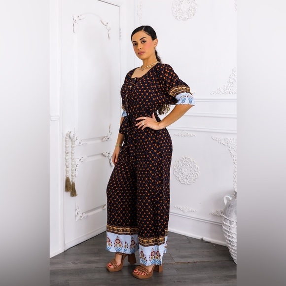 Black and multi Patterned Jumpsuit - Picture 4 of 5